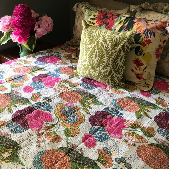 Hand Stitched Lightweight Cotton Kantha Quilt. - Picture 2 of 5